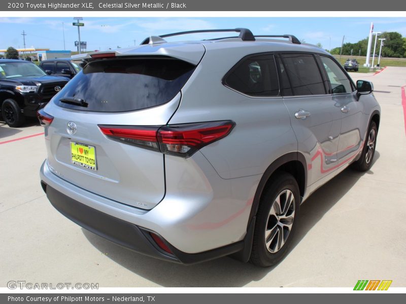 Celestial Silver Metallic / Black 2020 Toyota Highlander XLE