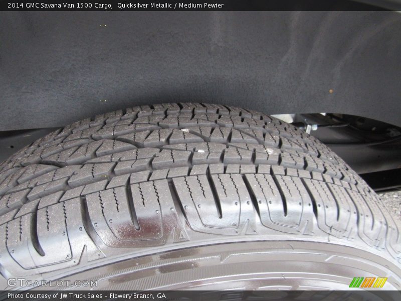 Quicksilver Metallic / Medium Pewter 2014 GMC Savana Van 1500 Cargo