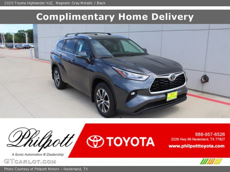 Magnetic Gray Metallic / Black 2020 Toyota Highlander XLE