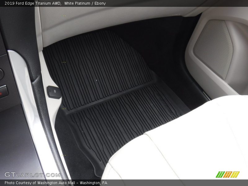White Platinum / Ebony 2019 Ford Edge Titanium AWD