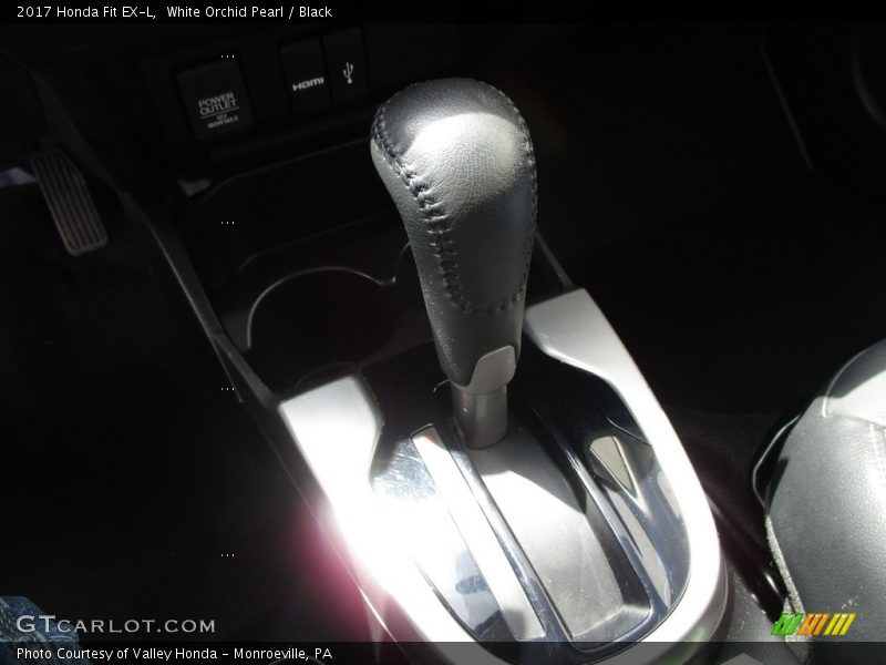 White Orchid Pearl / Black 2017 Honda Fit EX-L