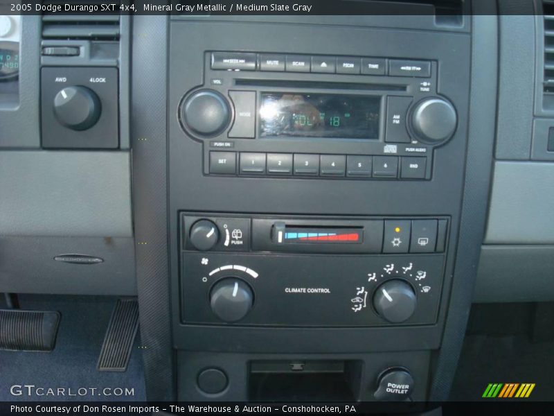 Mineral Gray Metallic / Medium Slate Gray 2005 Dodge Durango SXT 4x4