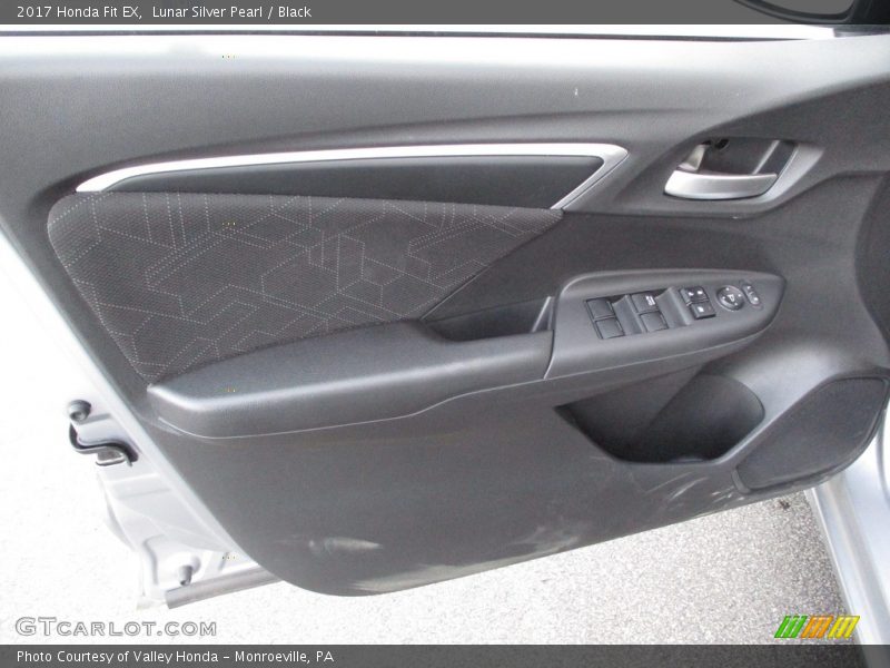 Lunar Silver Pearl / Black 2017 Honda Fit EX