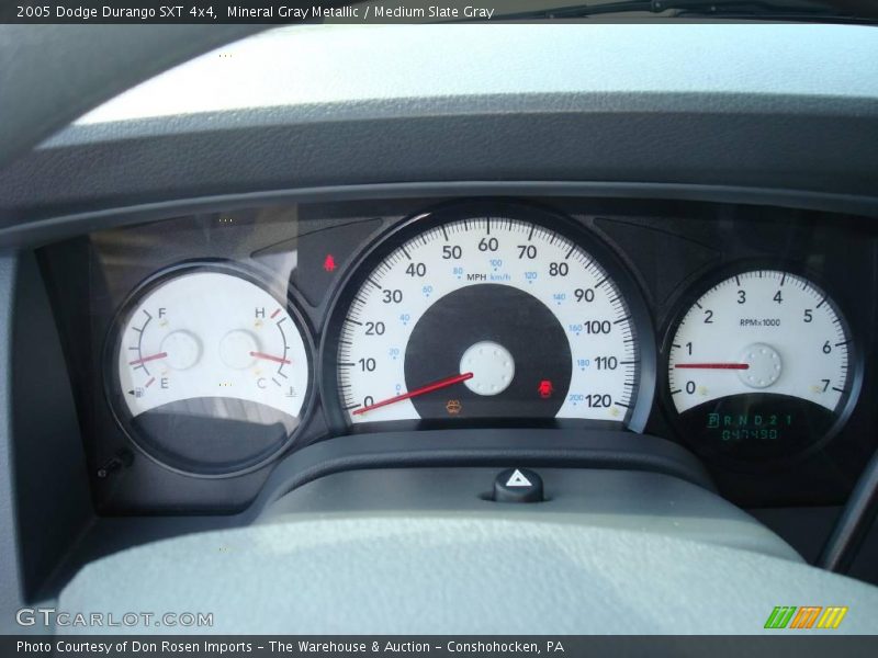 Mineral Gray Metallic / Medium Slate Gray 2005 Dodge Durango SXT 4x4