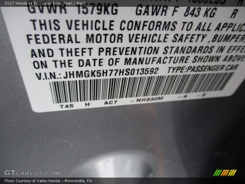 Lunar Silver Pearl / Black 2017 Honda Fit EX