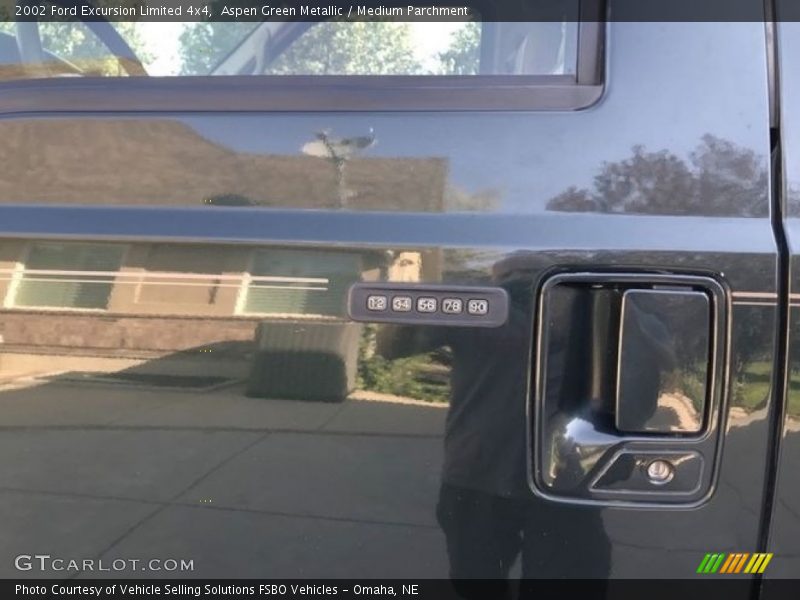 Aspen Green Metallic / Medium Parchment 2002 Ford Excursion Limited 4x4