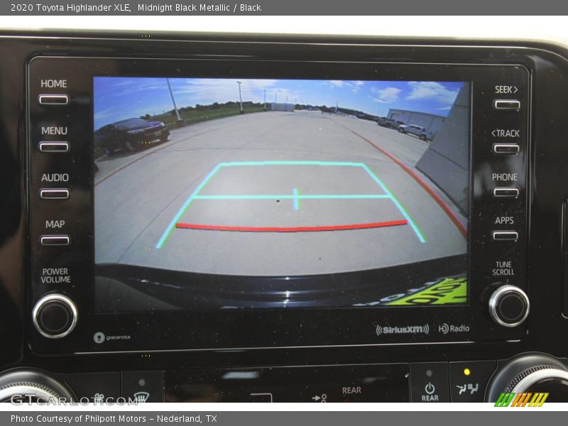 Midnight Black Metallic / Black 2020 Toyota Highlander XLE