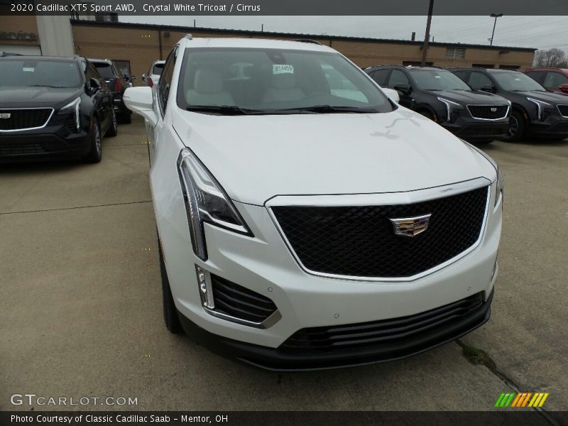 Crystal White Tricoat / Cirrus 2020 Cadillac XT5 Sport AWD