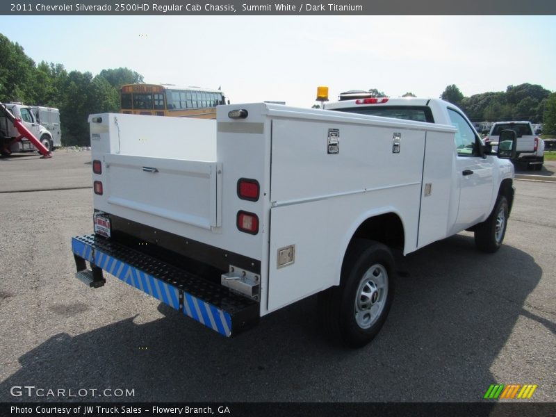 Summit White / Dark Titanium 2011 Chevrolet Silverado 2500HD Regular Cab Chassis