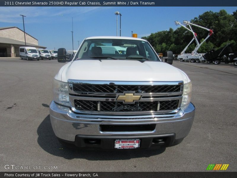 Summit White / Dark Titanium 2011 Chevrolet Silverado 2500HD Regular Cab Chassis
