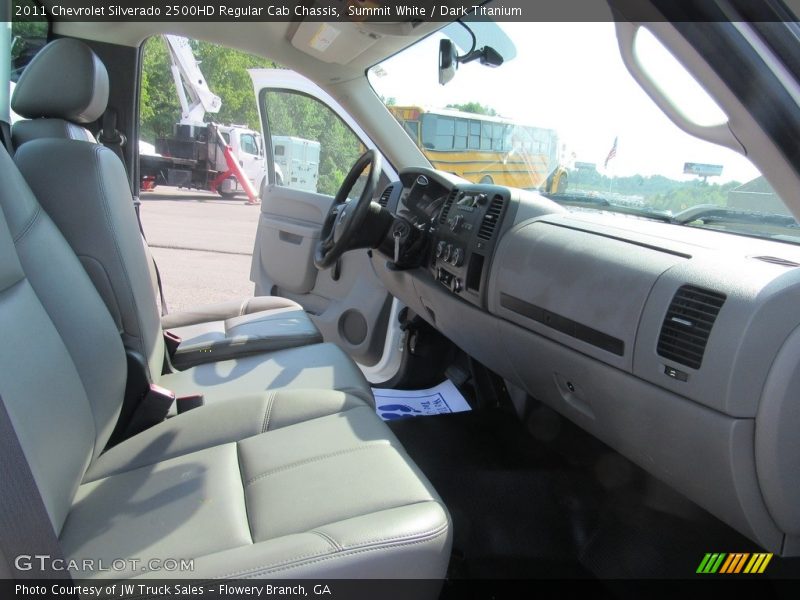 Summit White / Dark Titanium 2011 Chevrolet Silverado 2500HD Regular Cab Chassis