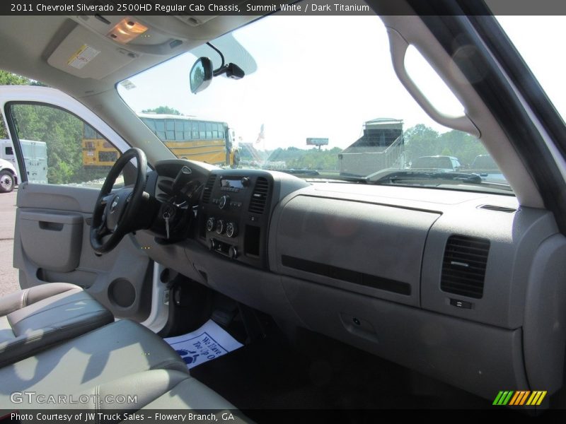 Summit White / Dark Titanium 2011 Chevrolet Silverado 2500HD Regular Cab Chassis