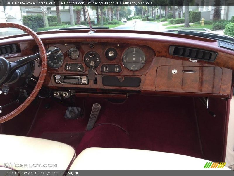 Dashboard of 1964 Silver Cloud III 4 Door Saloon