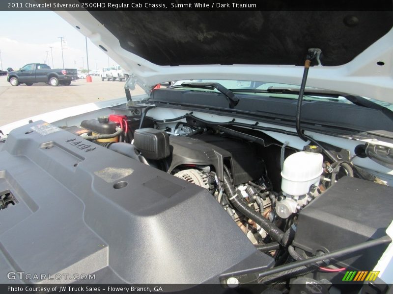 Summit White / Dark Titanium 2011 Chevrolet Silverado 2500HD Regular Cab Chassis
