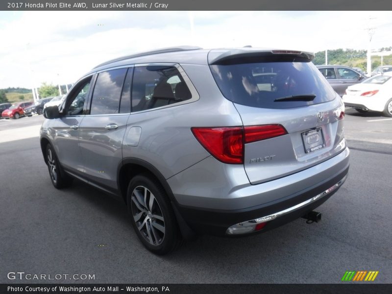 Lunar Silver Metallic / Gray 2017 Honda Pilot Elite AWD