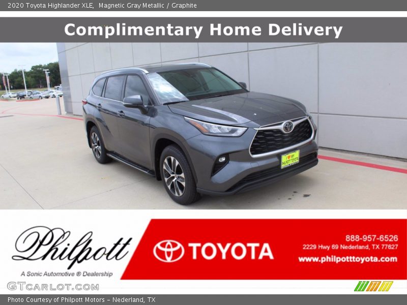 Magnetic Gray Metallic / Graphite 2020 Toyota Highlander XLE