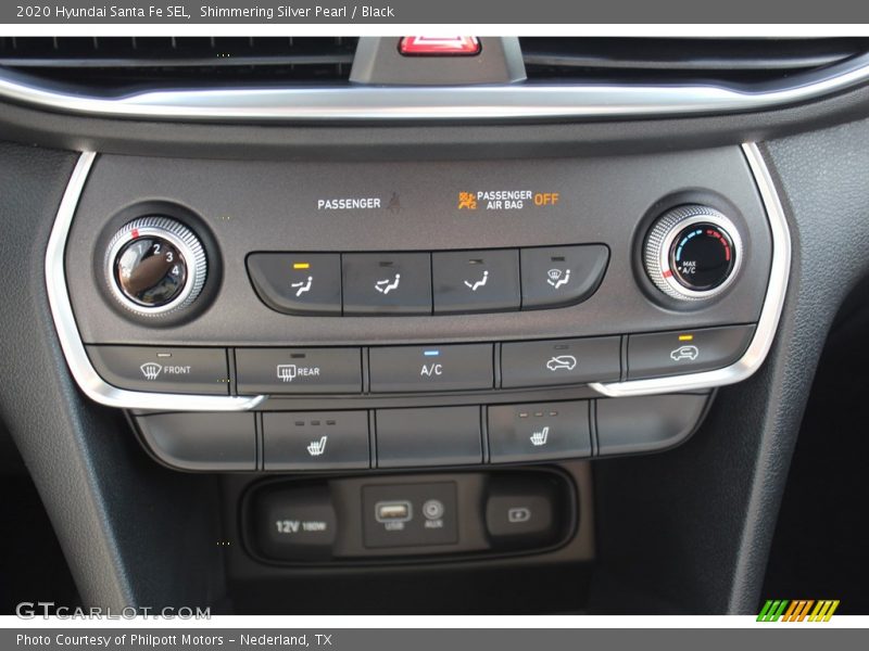 Shimmering Silver Pearl / Black 2020 Hyundai Santa Fe SEL