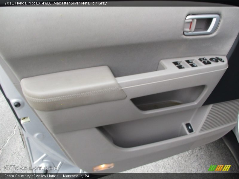 Alabaster Silver Metallic / Gray 2011 Honda Pilot EX 4WD