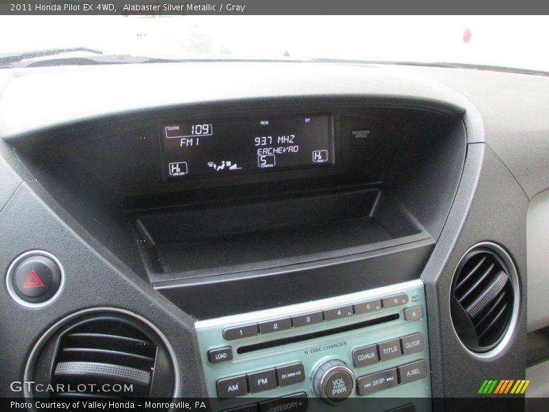 Alabaster Silver Metallic / Gray 2011 Honda Pilot EX 4WD
