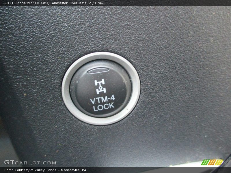 Alabaster Silver Metallic / Gray 2011 Honda Pilot EX 4WD