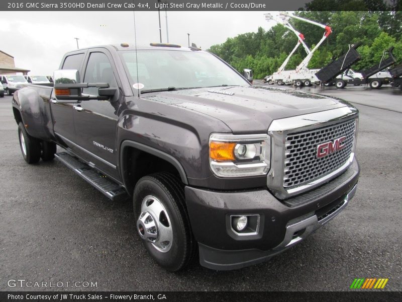 Front 3/4 View of 2016 Sierra 3500HD Denali Crew Cab 4x4
