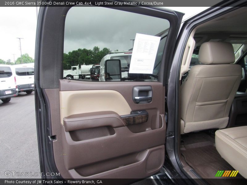 Door Panel of 2016 Sierra 3500HD Denali Crew Cab 4x4