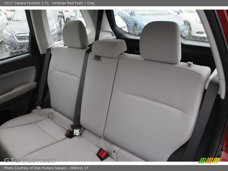 Venetian Red Pearl / Gray 2017 Subaru Forester 2.5i