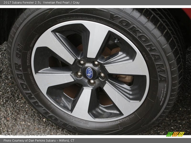 Venetian Red Pearl / Gray 2017 Subaru Forester 2.5i