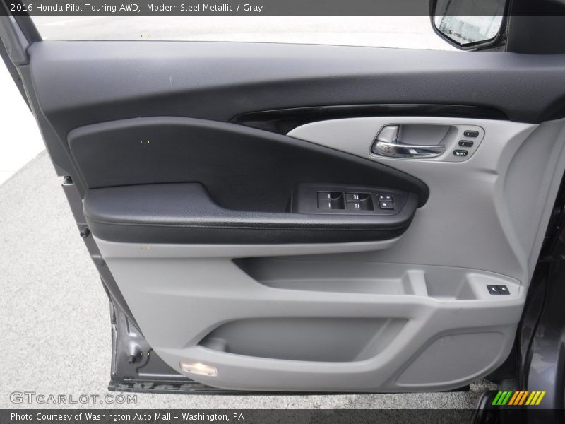 Door Panel of 2016 Pilot Touring AWD