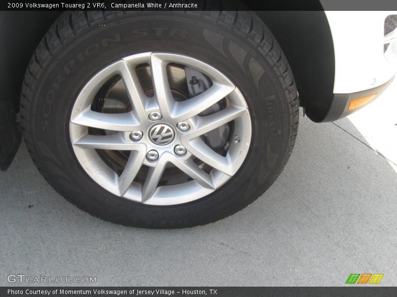 Campanella White / Anthracite 2009 Volkswagen Touareg 2 VR6