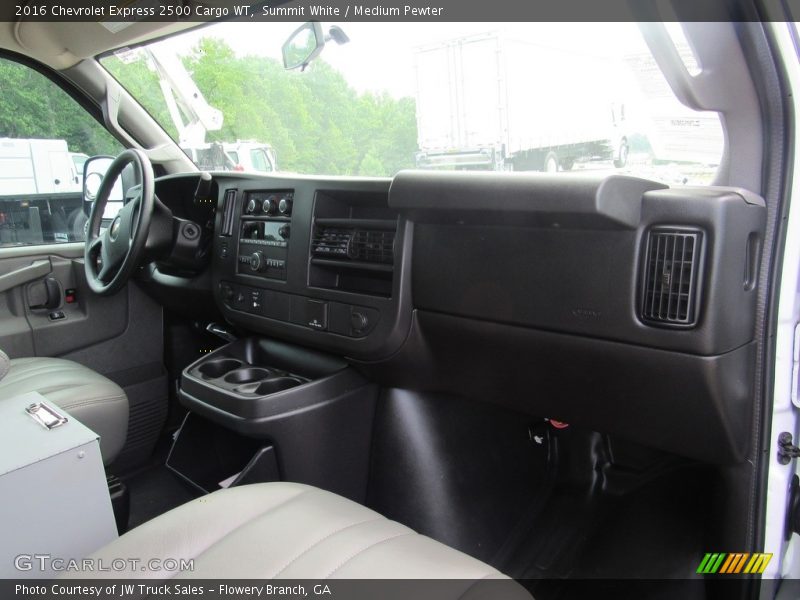 Summit White / Medium Pewter 2016 Chevrolet Express 2500 Cargo WT
