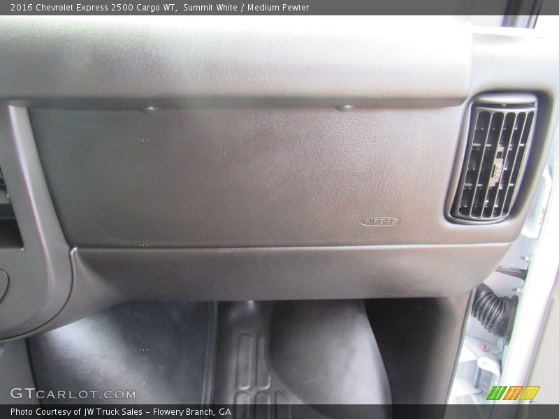Summit White / Medium Pewter 2016 Chevrolet Express 2500 Cargo WT