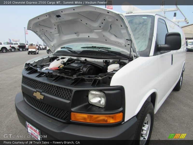 Summit White / Medium Pewter 2016 Chevrolet Express 2500 Cargo WT