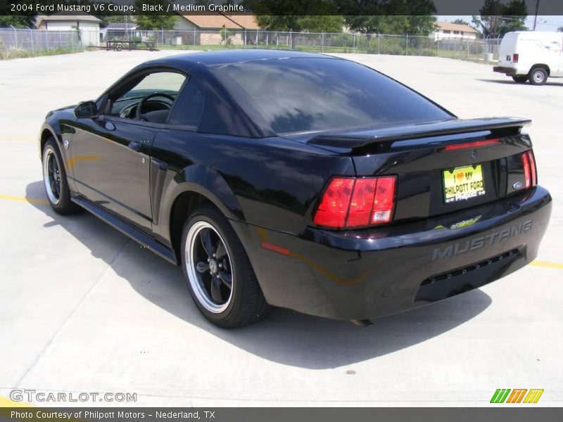 Black / Medium Graphite 2004 Ford Mustang V6 Coupe