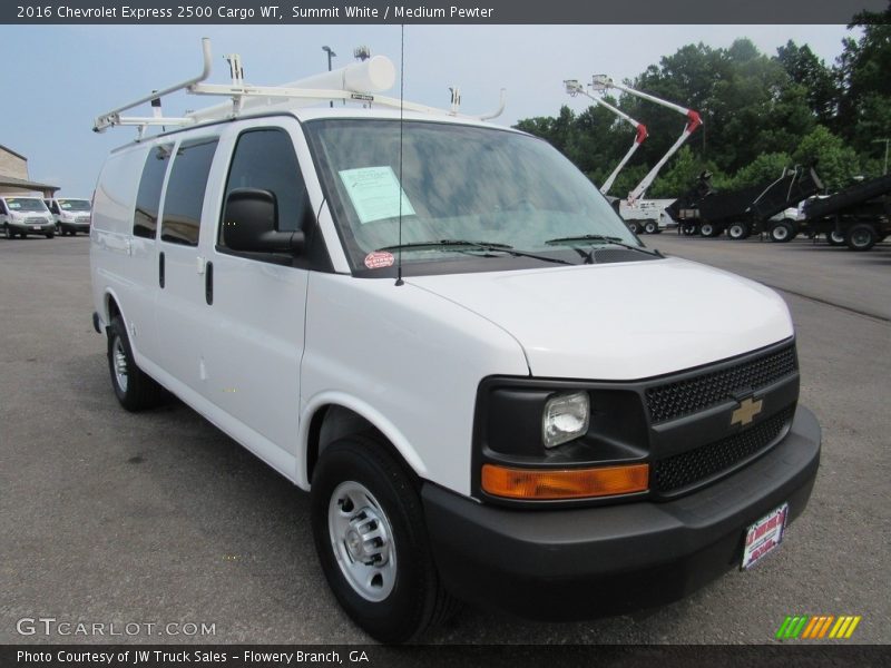  2016 Express 2500 Cargo WT Summit White