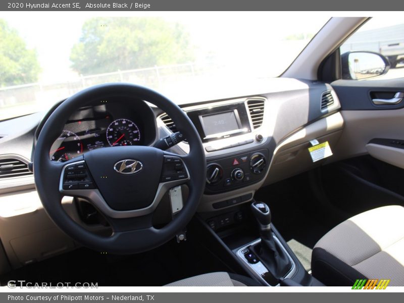 Absolute Black / Beige 2020 Hyundai Accent SE