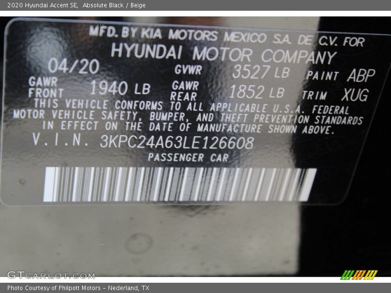 Absolute Black / Beige 2020 Hyundai Accent SE