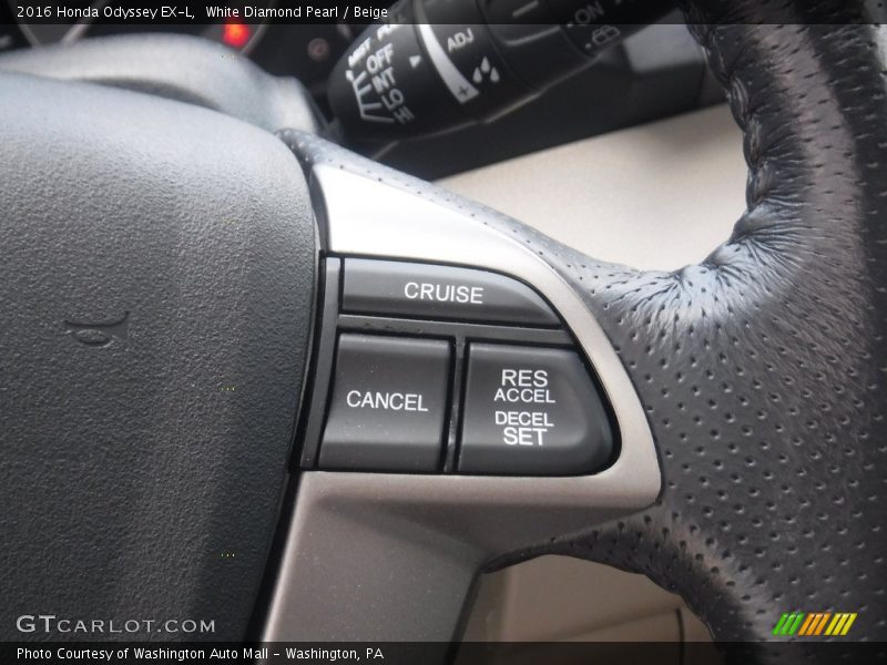 White Diamond Pearl / Beige 2016 Honda Odyssey EX-L