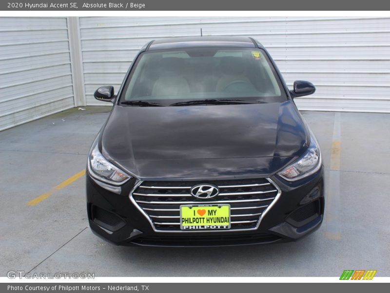 Absolute Black / Beige 2020 Hyundai Accent SE