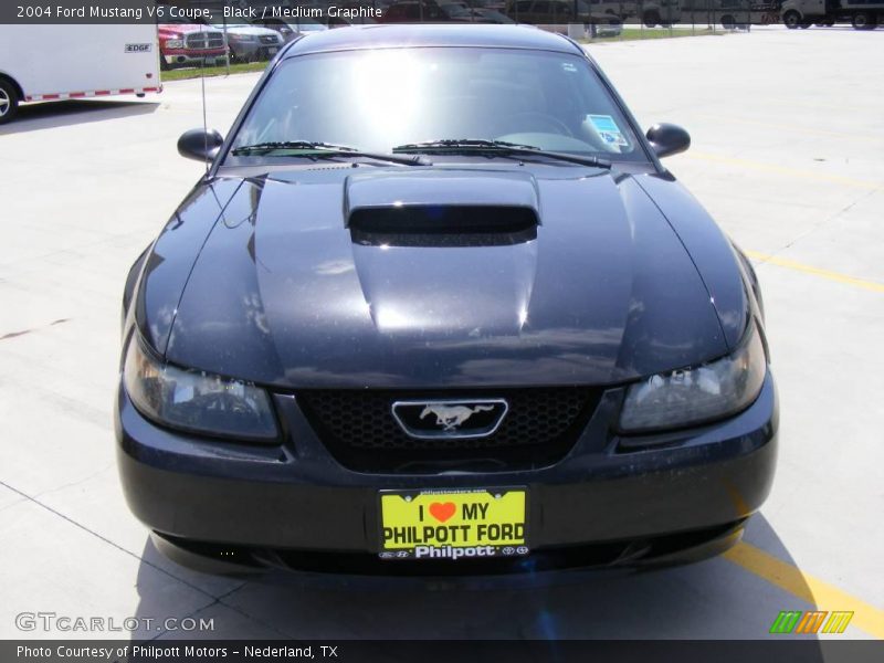 Black / Medium Graphite 2004 Ford Mustang V6 Coupe