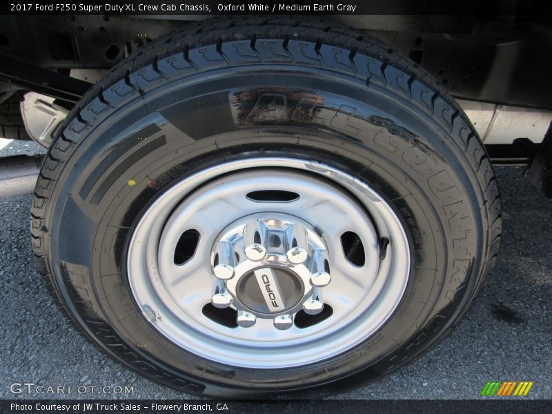  2017 F250 Super Duty XL Crew Cab Chassis Wheel