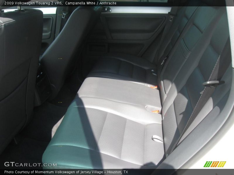 Campanella White / Anthracite 2009 Volkswagen Touareg 2 VR6