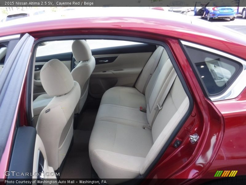Cayenne Red / Beige 2015 Nissan Altima 2.5 SV