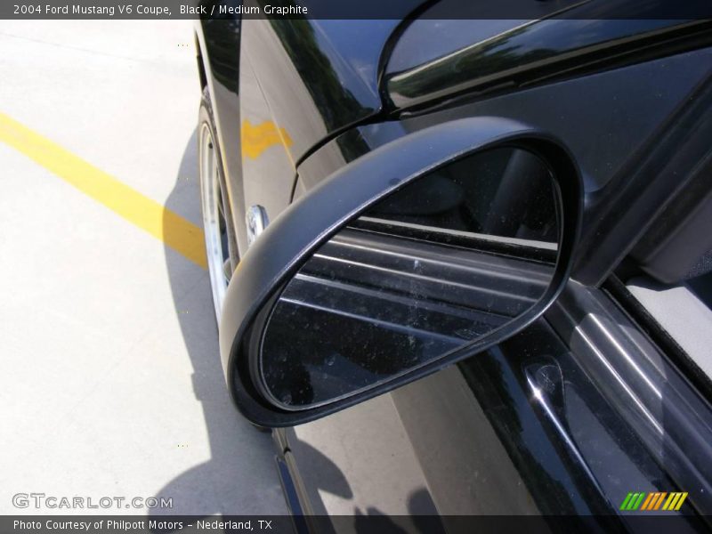 Black / Medium Graphite 2004 Ford Mustang V6 Coupe