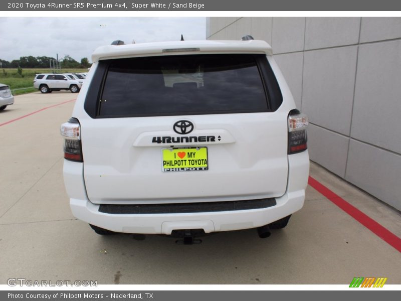 Super White / Sand Beige 2020 Toyota 4Runner SR5 Premium 4x4