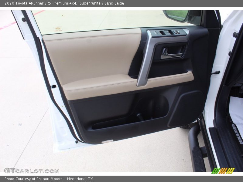 Super White / Sand Beige 2020 Toyota 4Runner SR5 Premium 4x4