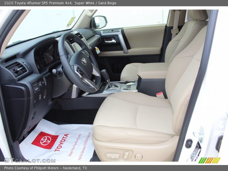 Super White / Sand Beige 2020 Toyota 4Runner SR5 Premium 4x4
