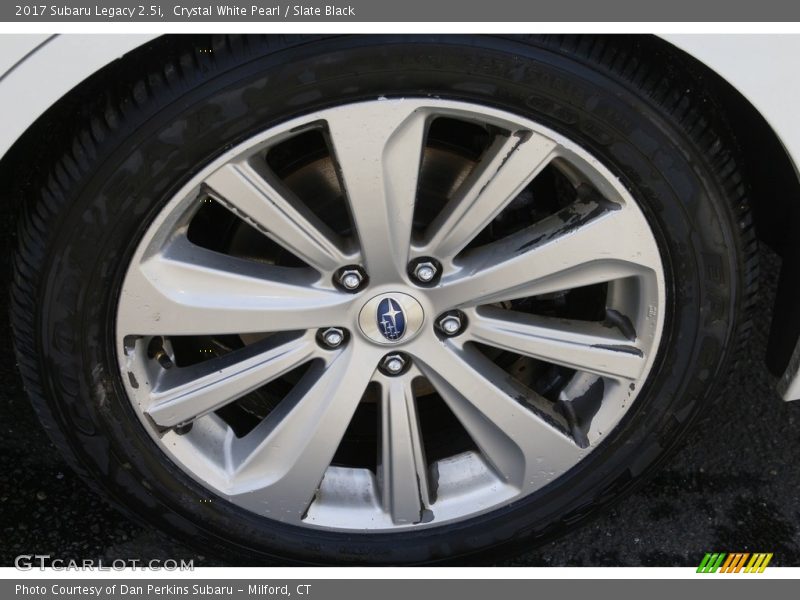 Crystal White Pearl / Slate Black 2017 Subaru Legacy 2.5i