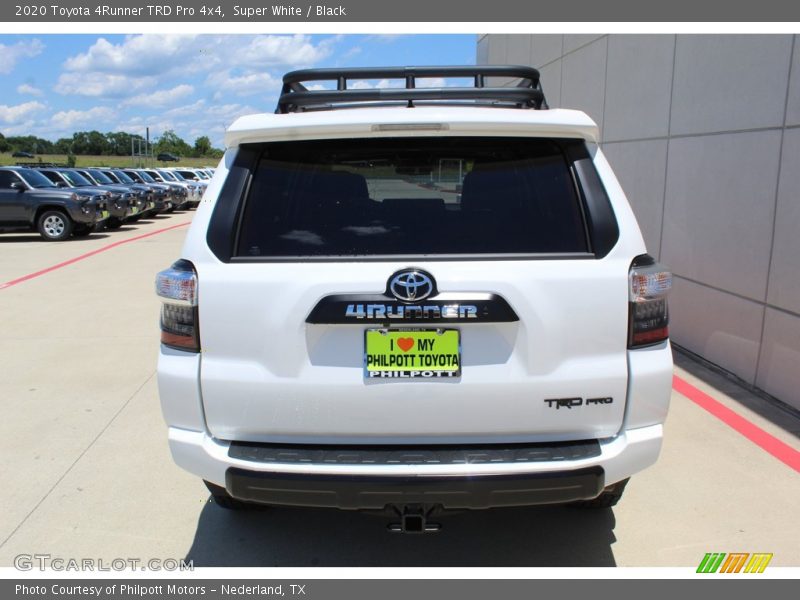 Super White / Black 2020 Toyota 4Runner TRD Pro 4x4