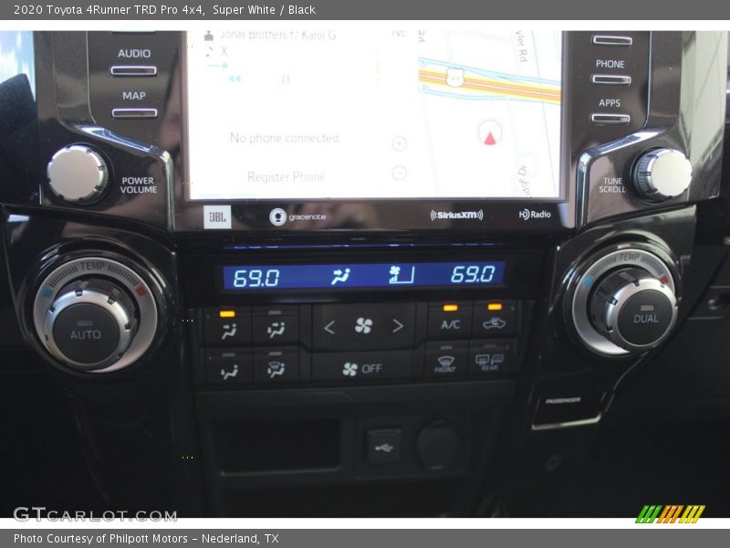 Super White / Black 2020 Toyota 4Runner TRD Pro 4x4